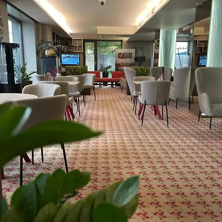 Kongres Roca Отель Кошице