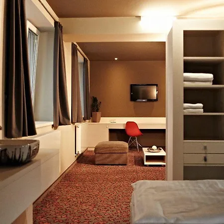 罗卡国会酒店 3*