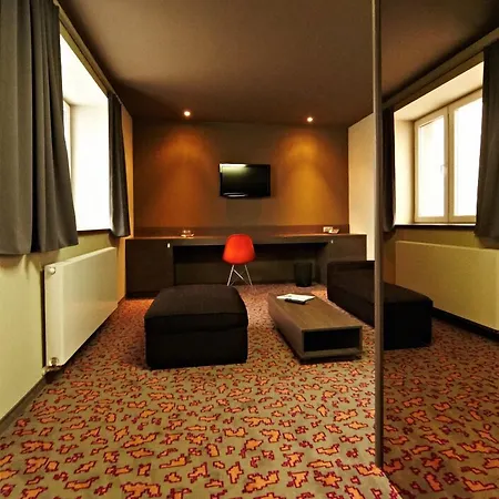 罗卡国会酒店 酒店 3*